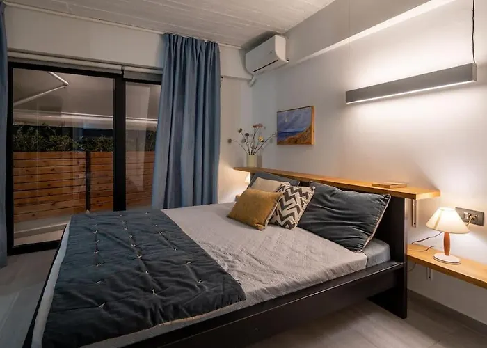 Central, Parking, Play Area, 1Km To The Sea