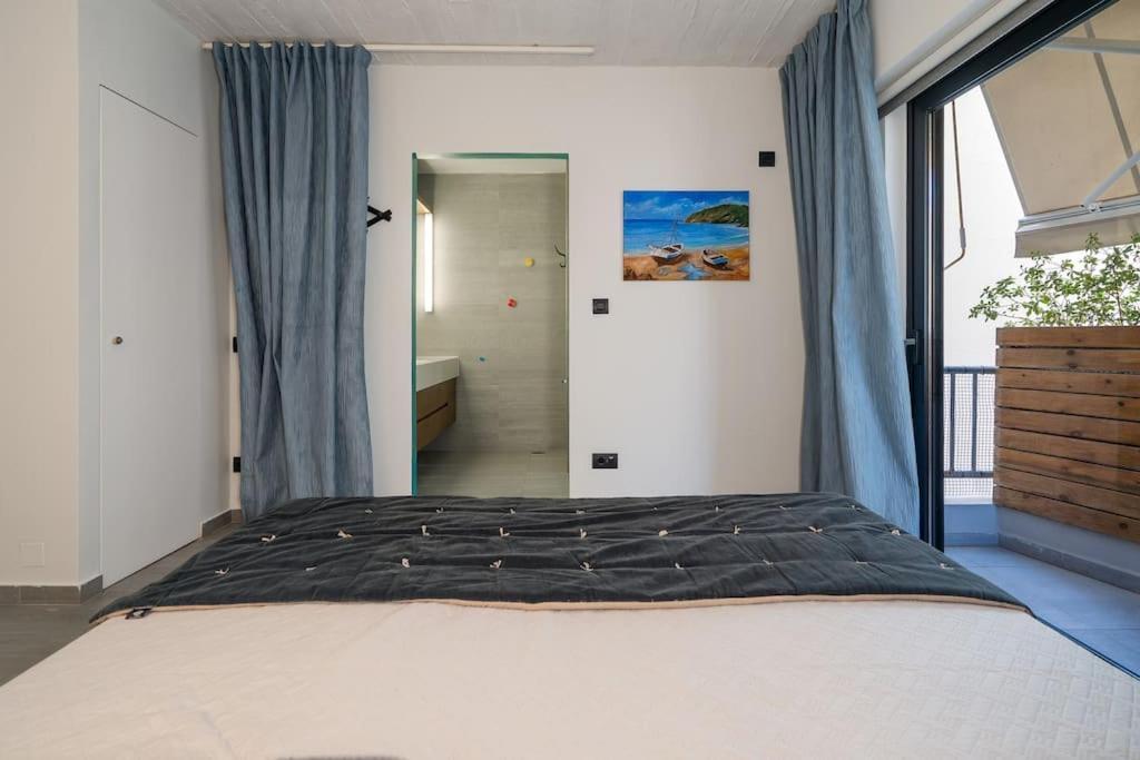 Apartment Central, Parking, Play Area, 1km To The Sea *