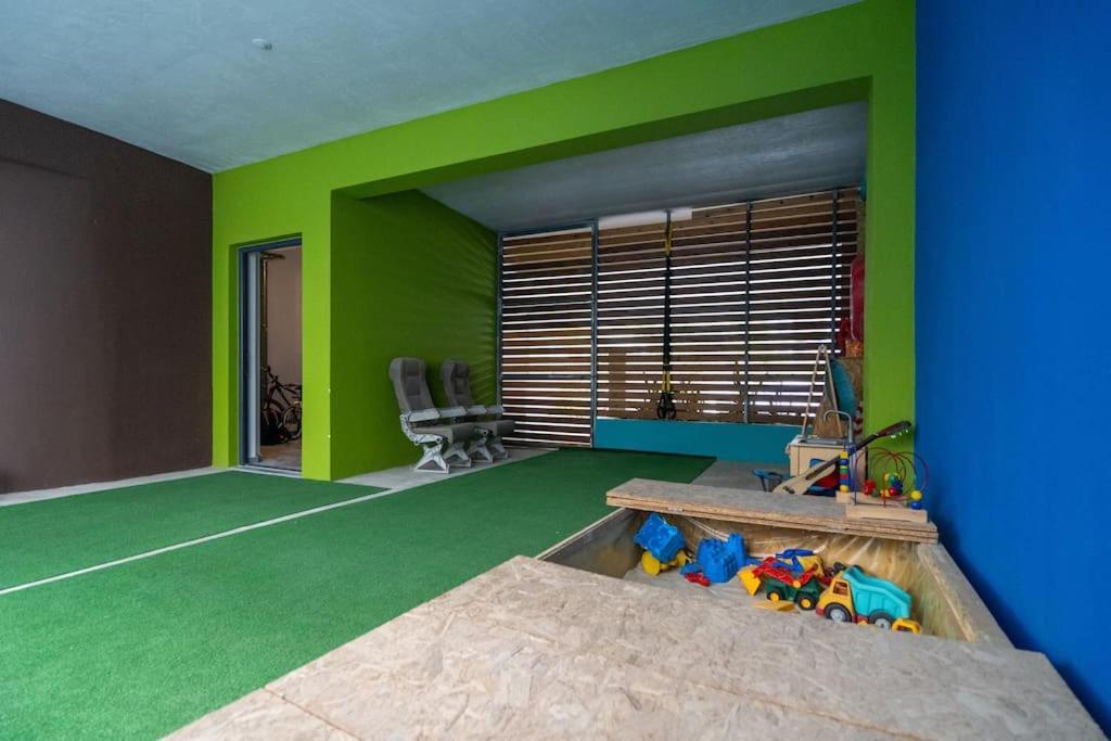 Central, Parking, Play Area, 1km To The Sea * Heraklion (Crete)